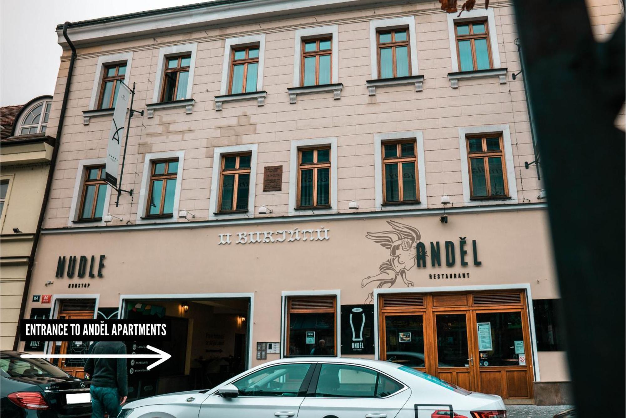 Andel Apartments Praha Luaran gambar