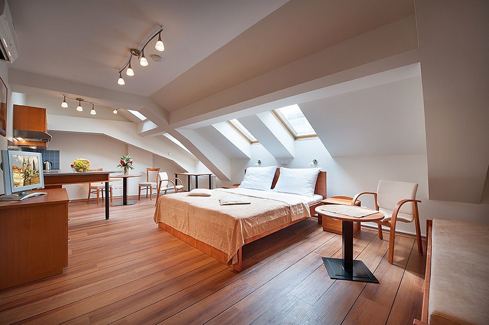 Andel Apartments Praha Luaran gambar