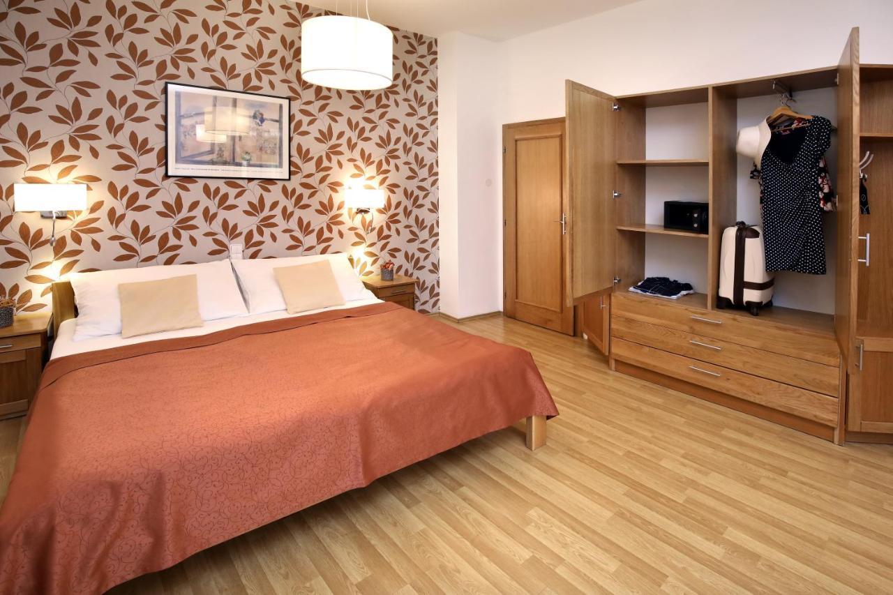 Andel Apartments Praha Luaran gambar