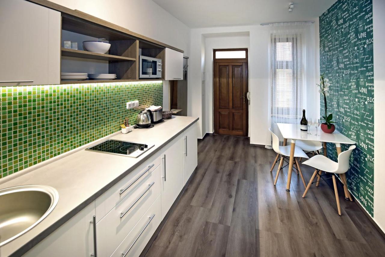 Andel Apartments Praha Luaran gambar